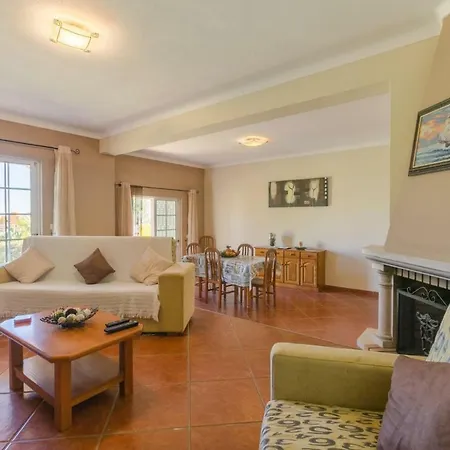 Villa Casa Amendoeira *