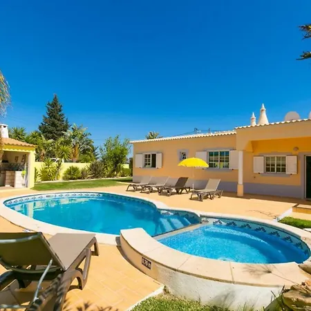 Villa Casa Amendoeira *