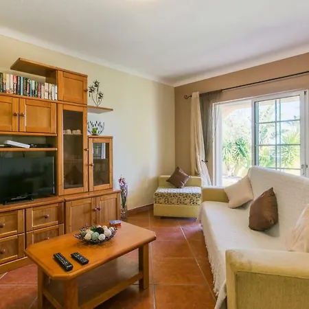 Casa Amendoeira Villa